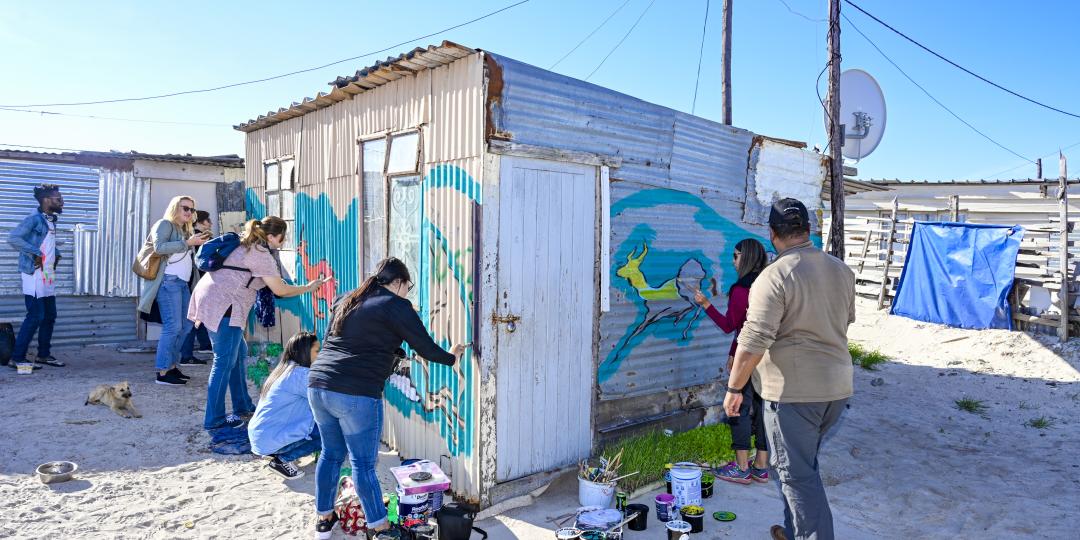 Creating your own street art is a feature of the official tours to Khayelitsha. 